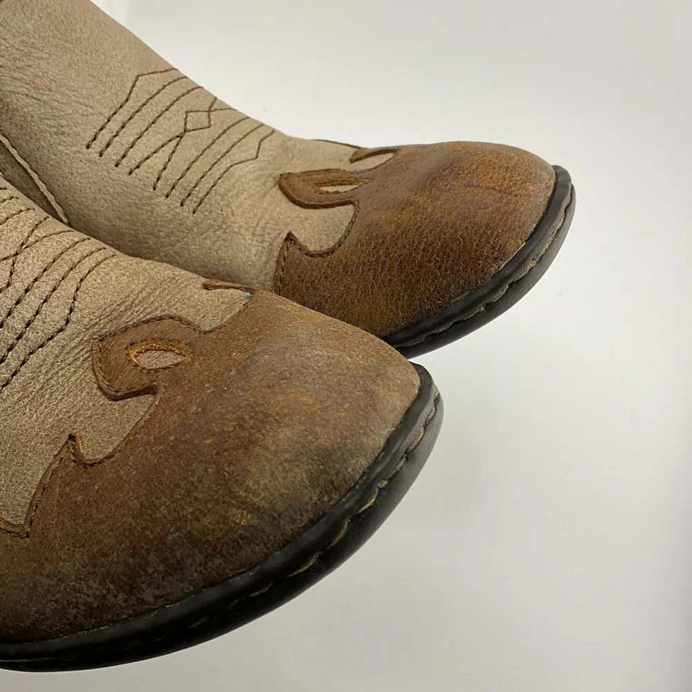 Born Amibeth Basa Nova Taupe‎ & Brown Leather Ankle Bootie B75516 Women Size 7.5